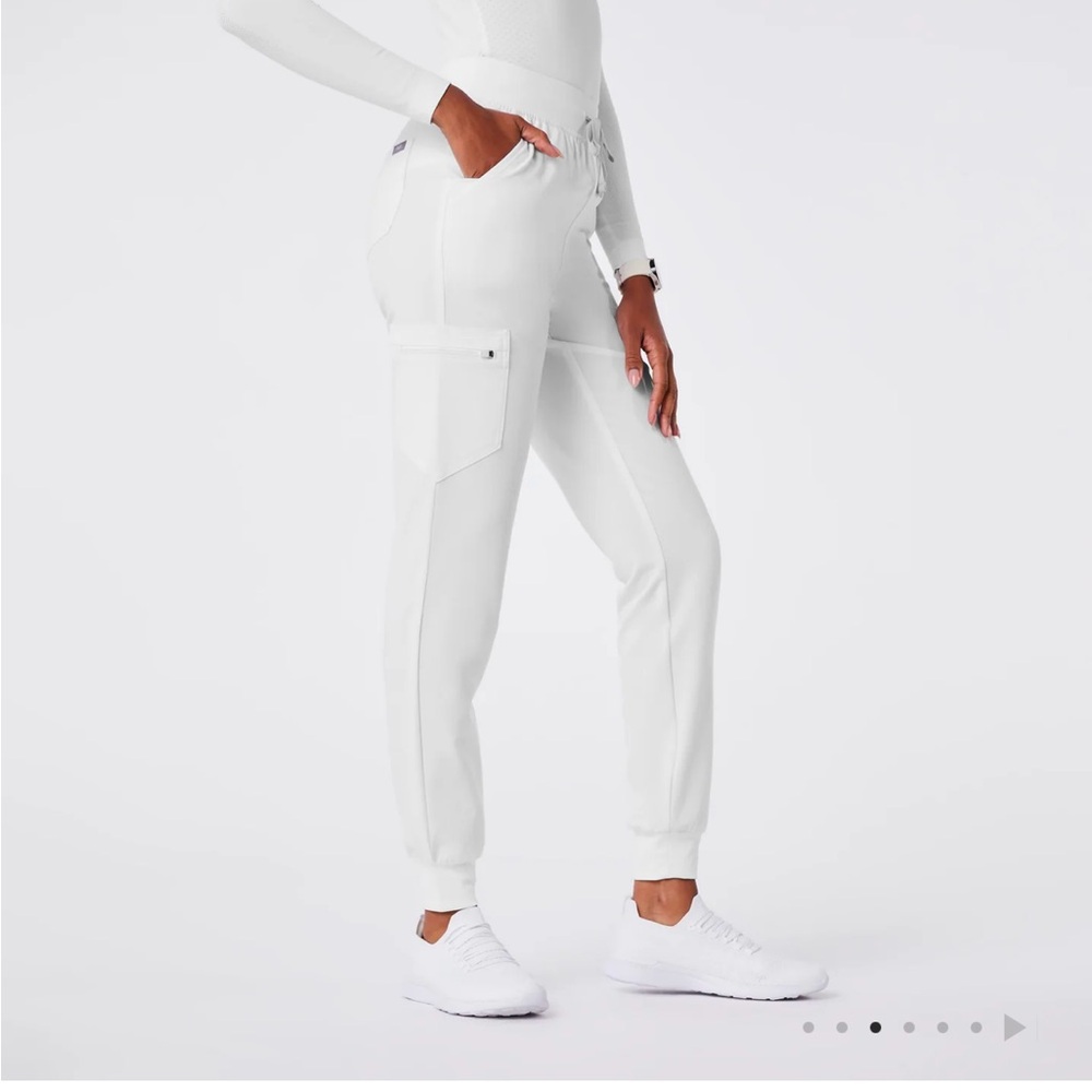 Figs Zamora High Waisted Scrubs